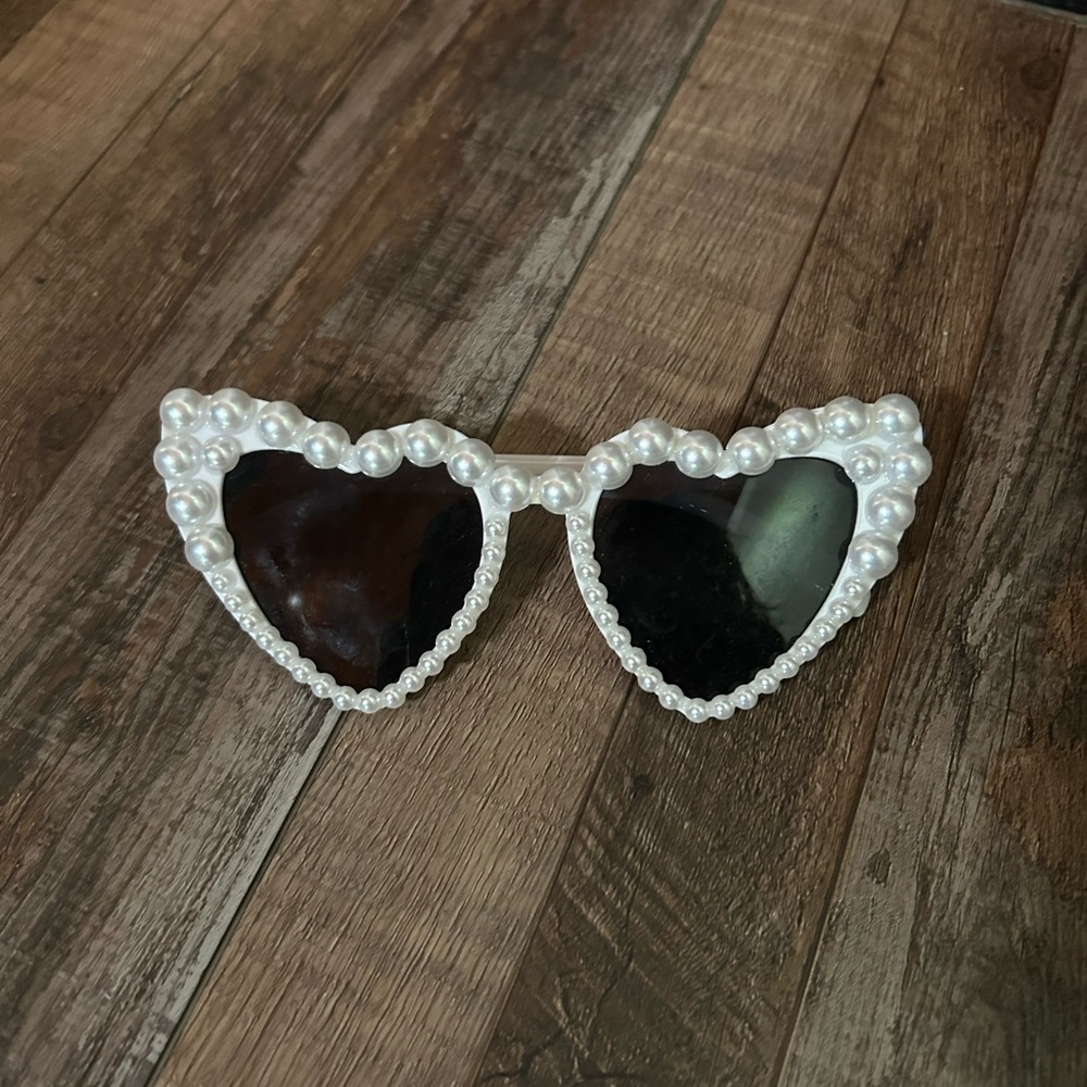 Heart-Shaped Pearl Sunglasses